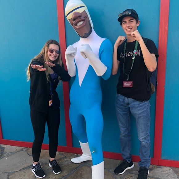 Meet your Posher, Dana - Picture 3 of 8